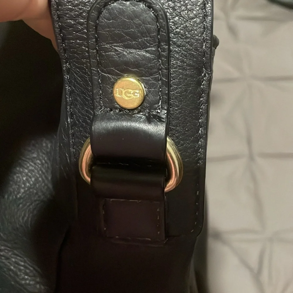 Ugg black pebbled leather hobo purse